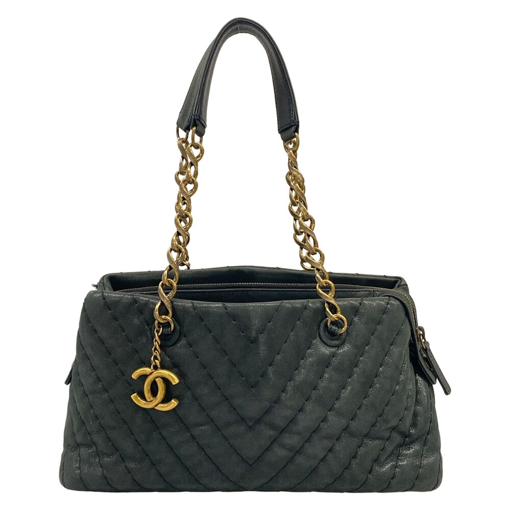 Chanel V Stitch (Chevron) Tote Bag